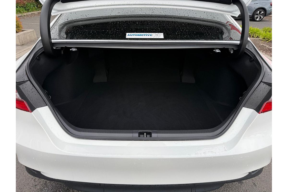 2021 Toyota Camry Ascent AXVH70R