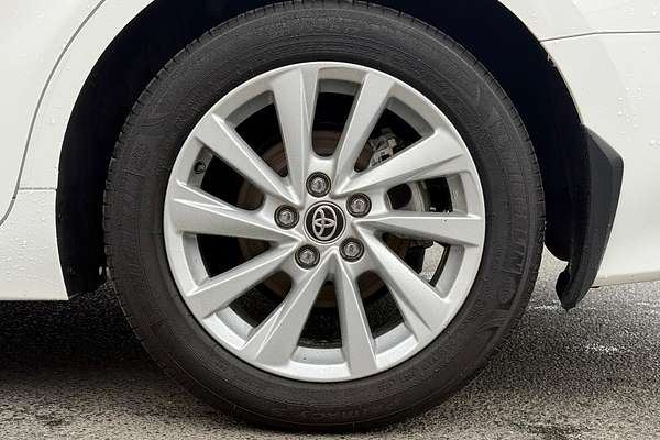 2021 Toyota Camry Ascent AXVH70R