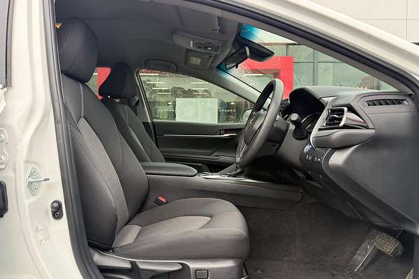 2021 Toyota Camry Ascent AXVH70R