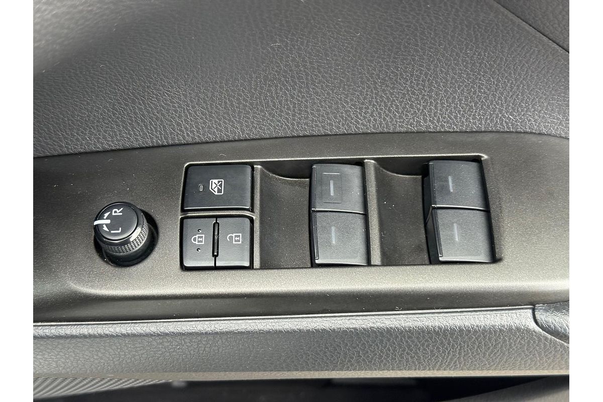 2021 Toyota Camry Ascent AXVH70R