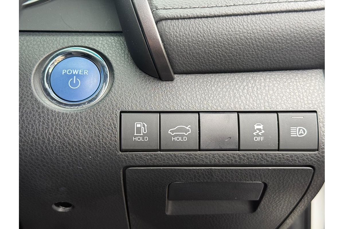 2021 Toyota Camry Ascent AXVH70R