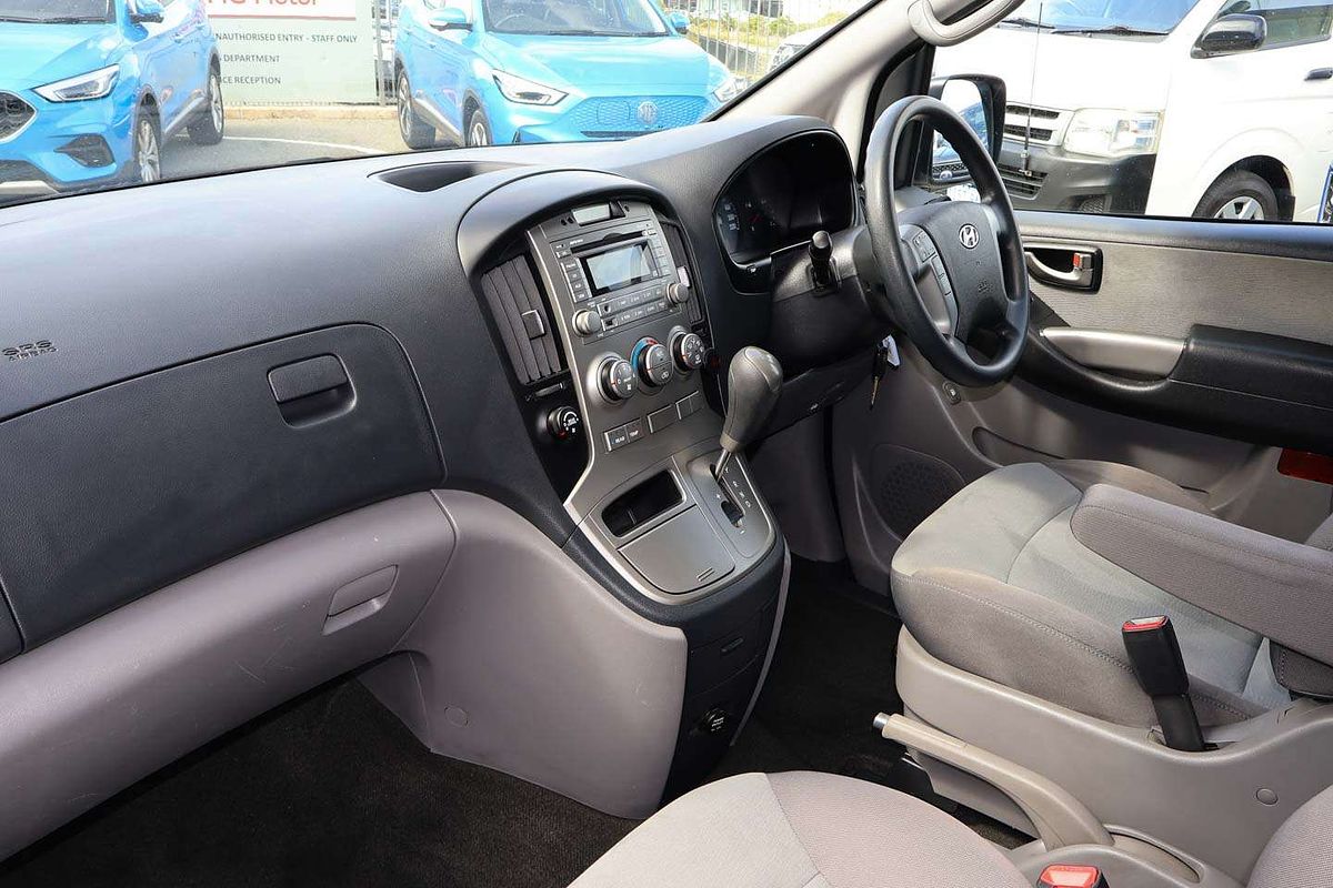 2012 Hyundai iMax TQ-W