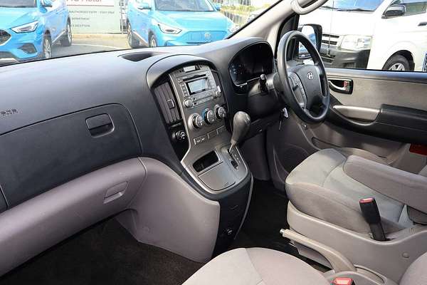 2012 Hyundai iMax TQ-W