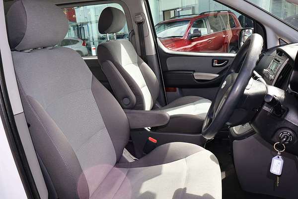 2012 Hyundai iMax TQ-W