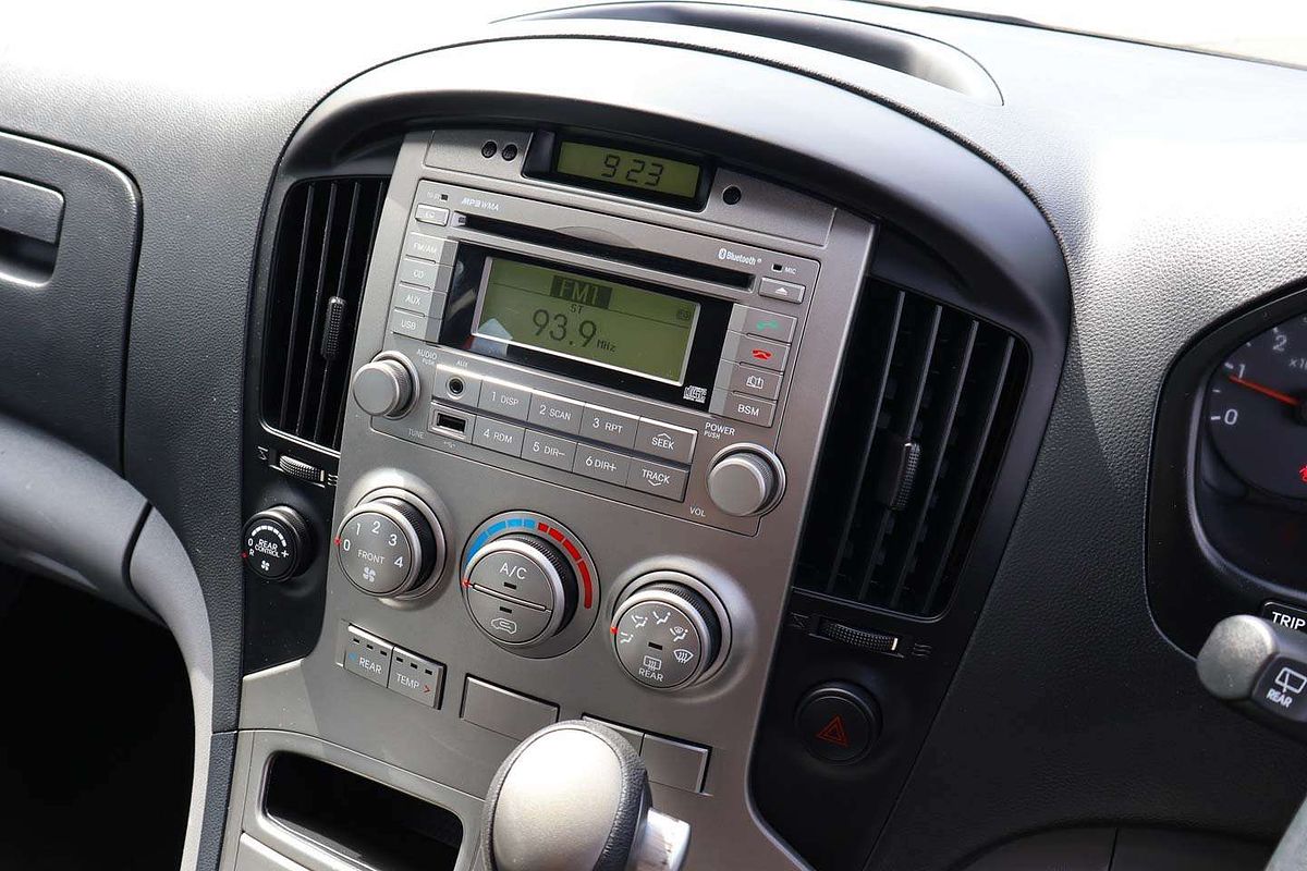 2012 Hyundai iMax TQ-W