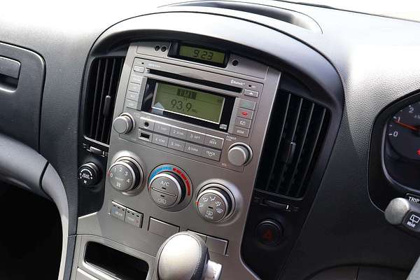 2012 Hyundai iMax TQ-W