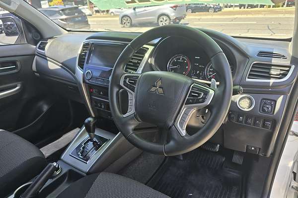 2019 Mitsubishi Triton GLS MR 4X4
