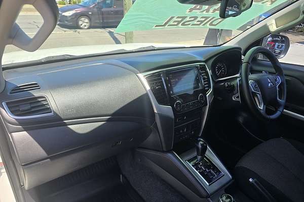 2019 Mitsubishi Triton GLS MR 4X4
