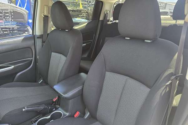 2019 Mitsubishi Triton GLS MR 4X4