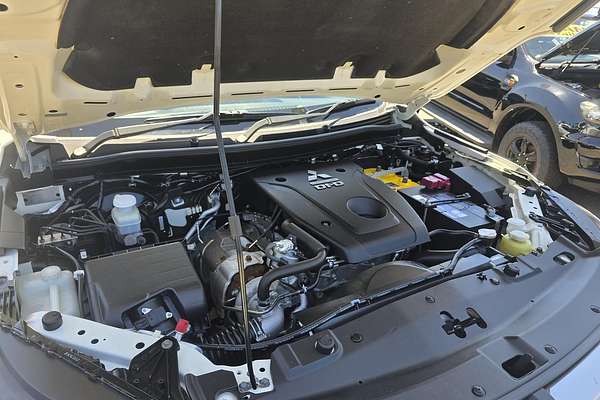 2019 Mitsubishi Triton GLS MR 4X4