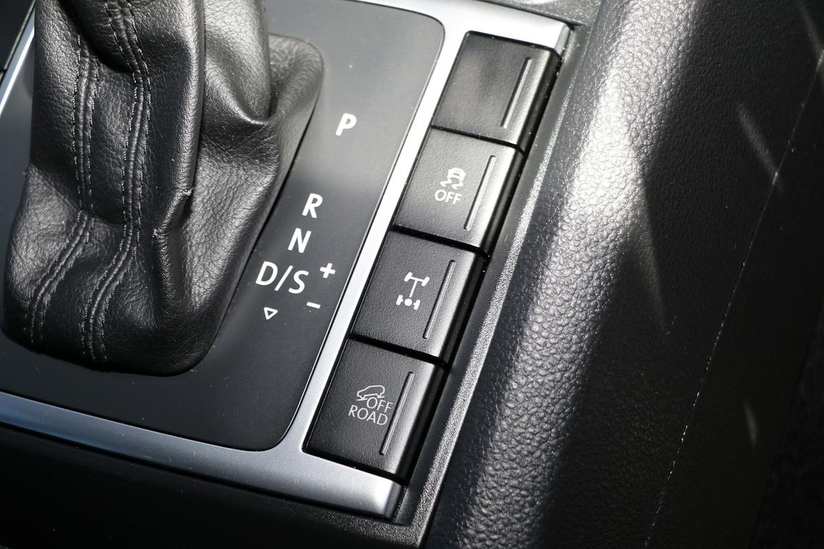 2017 Volkswagen Amarok TDI420 Core Plus 2H 4X4