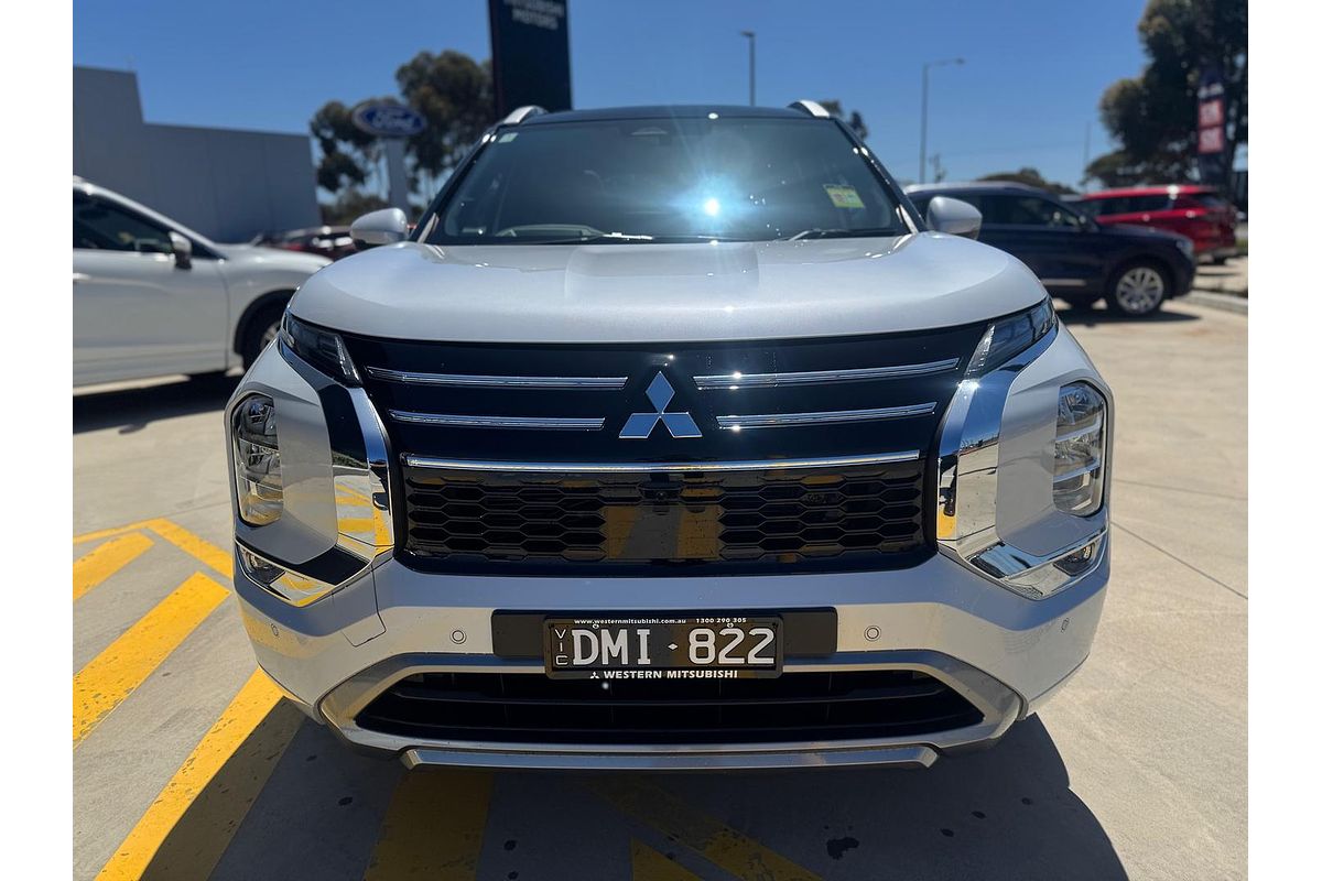 2025 Mitsubishi Outlander Exceed Tourer ZM