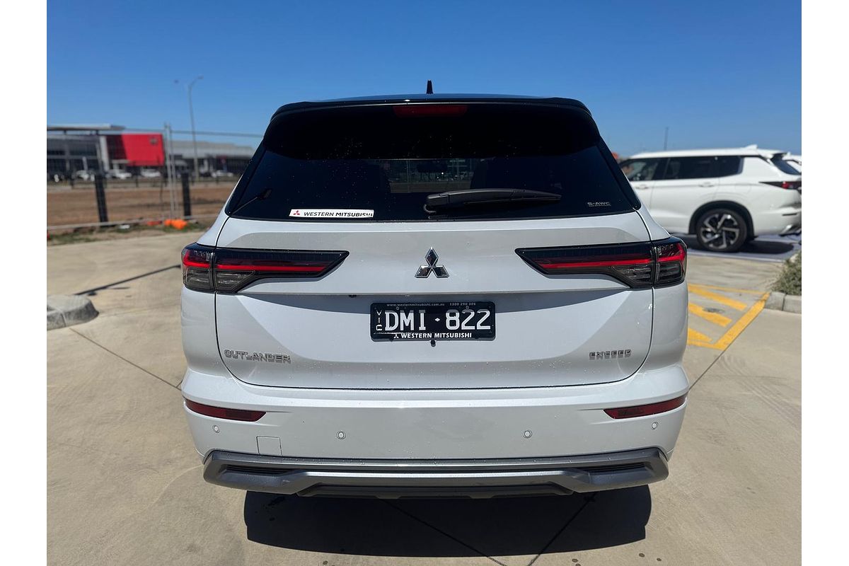 2025 Mitsubishi Outlander Exceed Tourer ZM