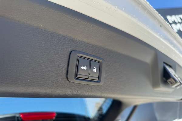 2025 Mitsubishi Outlander Exceed Tourer ZM