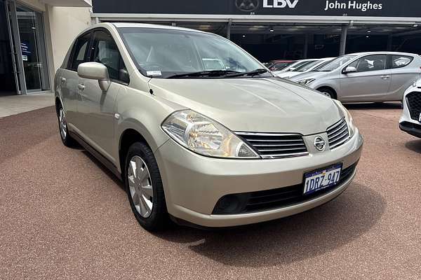 2008 Nissan Tiida ST C11