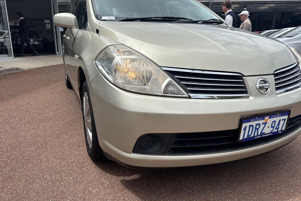 2008 Nissan Tiida ST C11