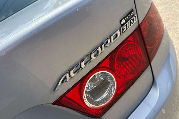 2005 Honda Accord Euro 7th Gen