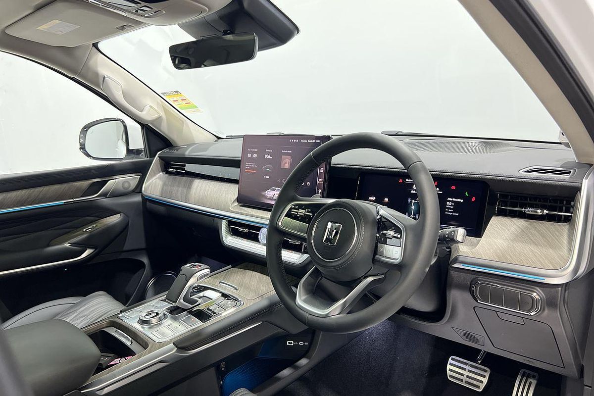 2025 GWM Tank 500 Ultra Hi4-T PHEV P03