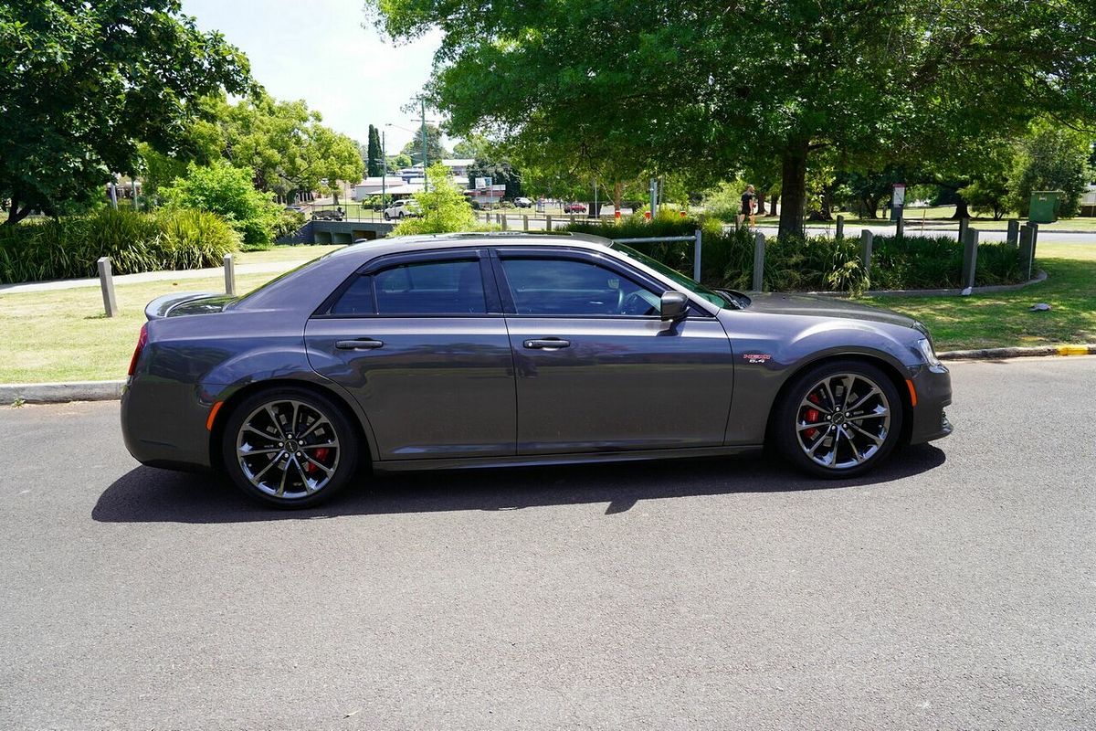 2018 Chrysler 300 SRT Core LX