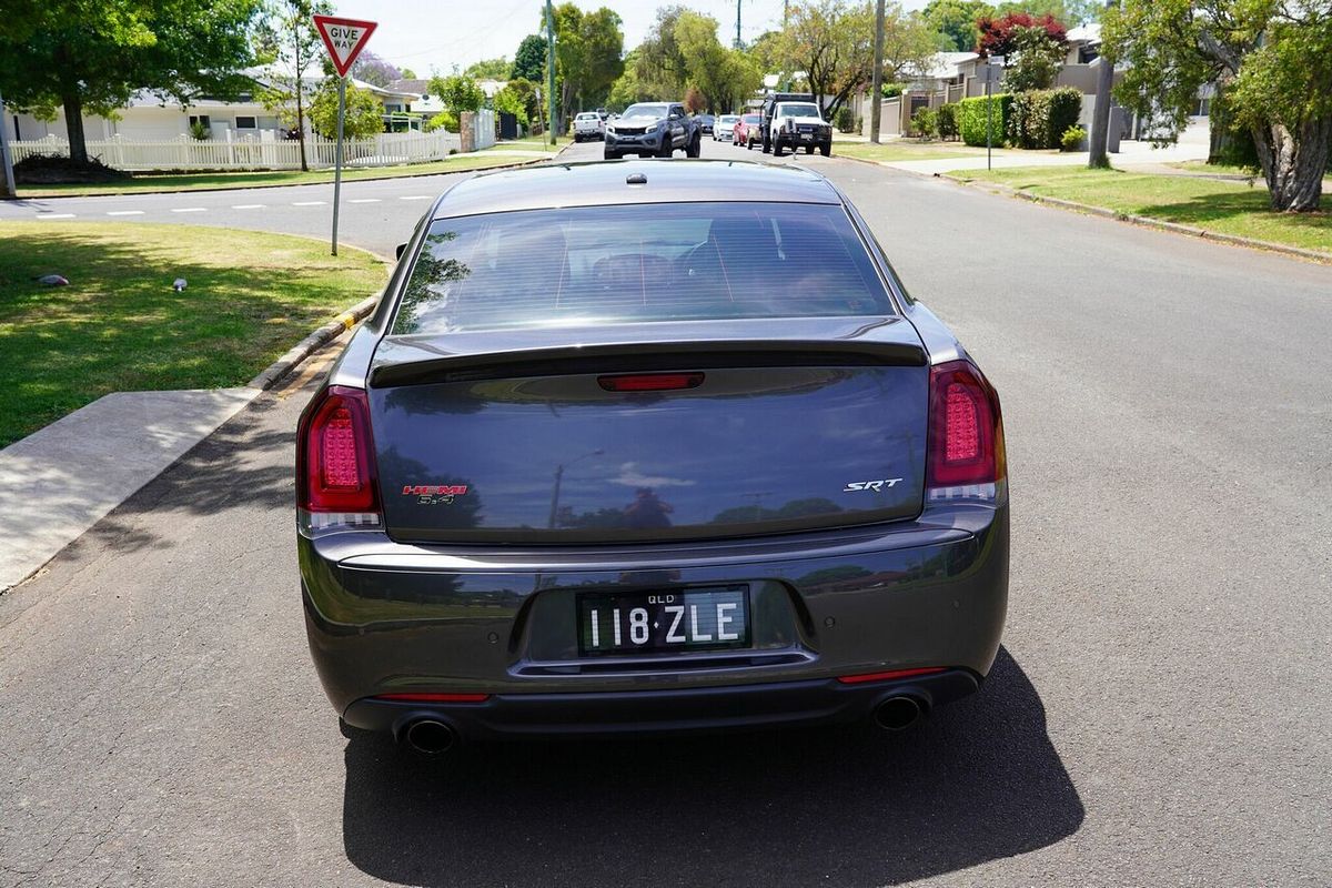 2018 Chrysler 300 SRT Core LX