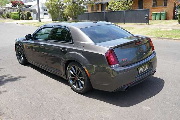 2018 Chrysler 300 SRT Core LX