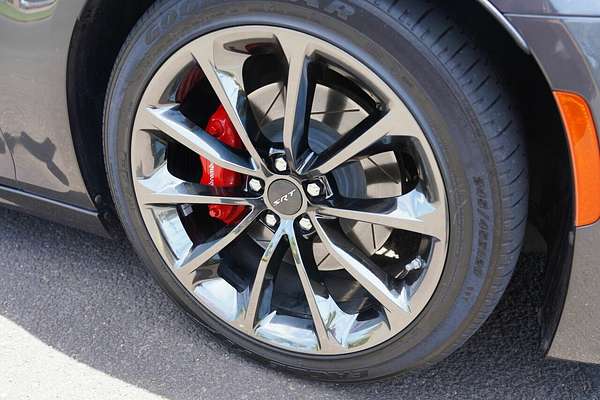 2018 Chrysler 300 SRT Core LX
