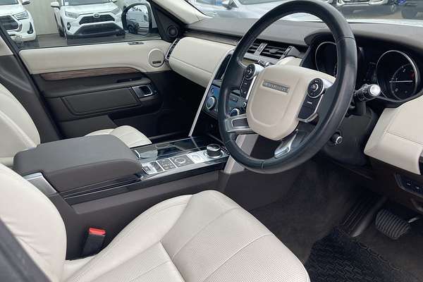 2017 Land Rover Discovery SD4 HSE Series 5