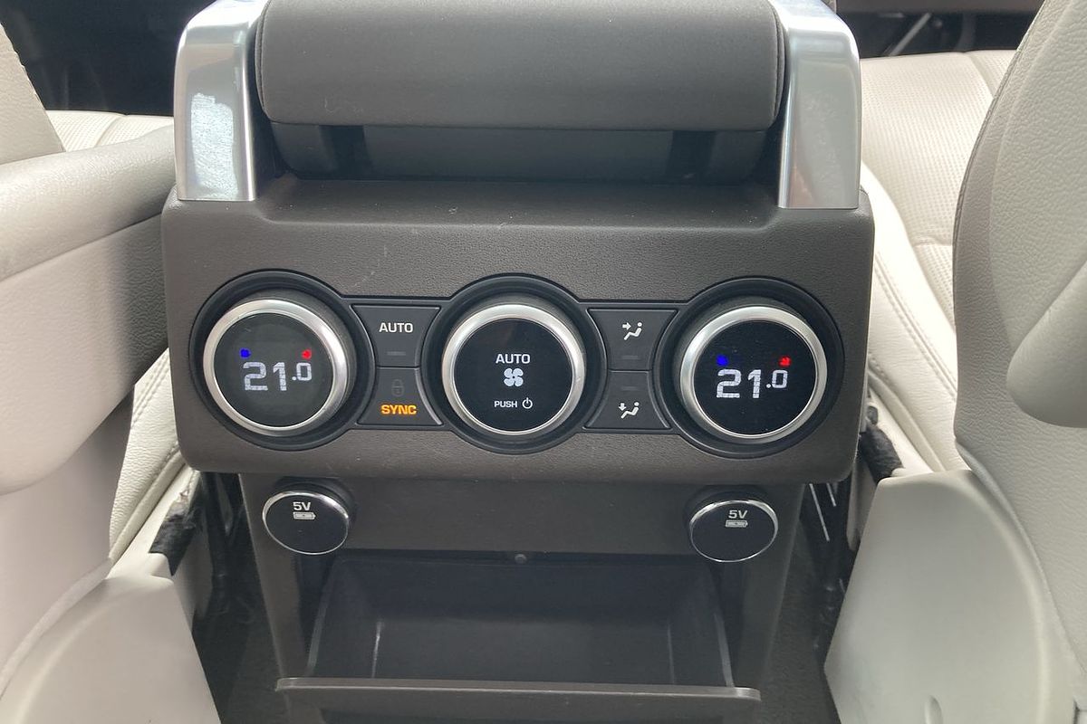 2017 Land Rover Discovery SD4 HSE Series 5