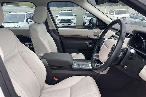 2017 Land Rover Discovery SD4 HSE Series 5