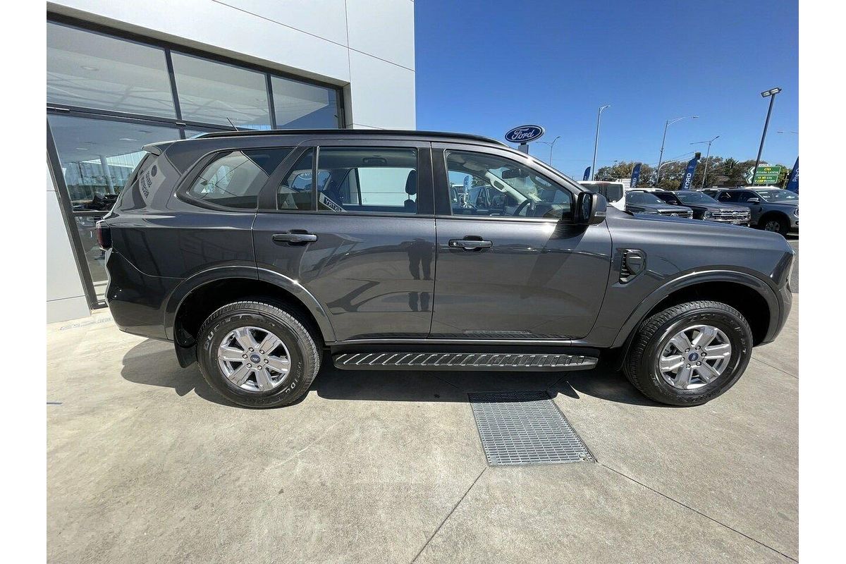 2024 Ford Everest Ambiente 2.0L