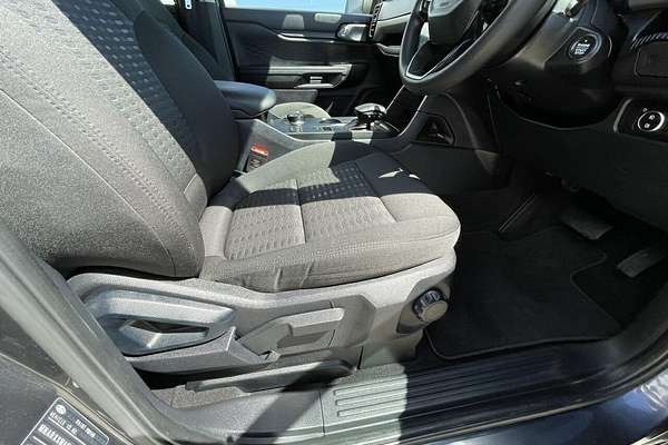 2024 Ford Everest Ambiente 2.0L