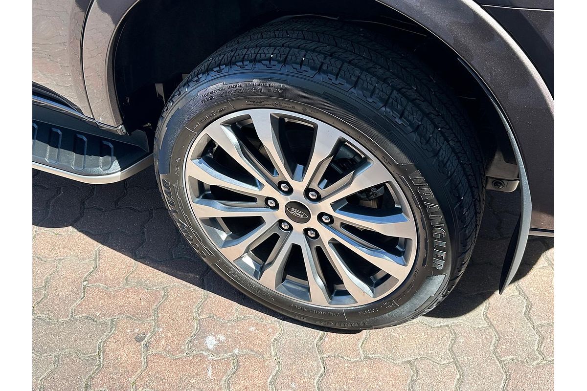 2022 Ford Everest Platinum 3.0L