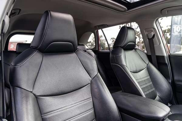 2020 Toyota RAV4 Cruiser AXAH54R