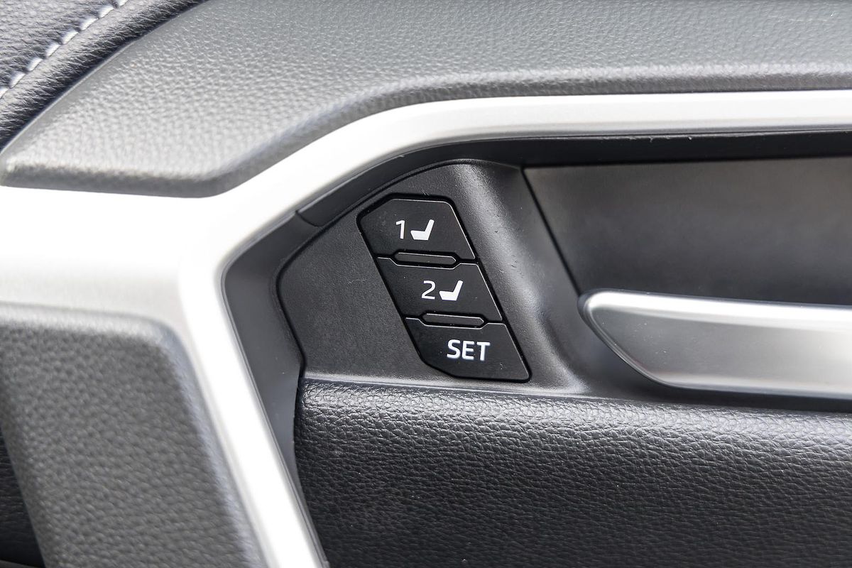 2020 Toyota RAV4 Cruiser AXAH54R
