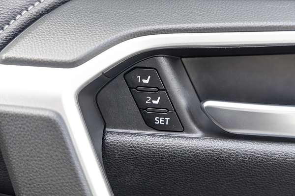 2020 Toyota RAV4 Cruiser AXAH54R