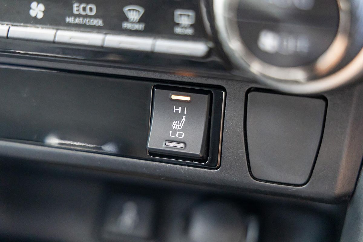 2020 Toyota RAV4 Cruiser AXAH54R