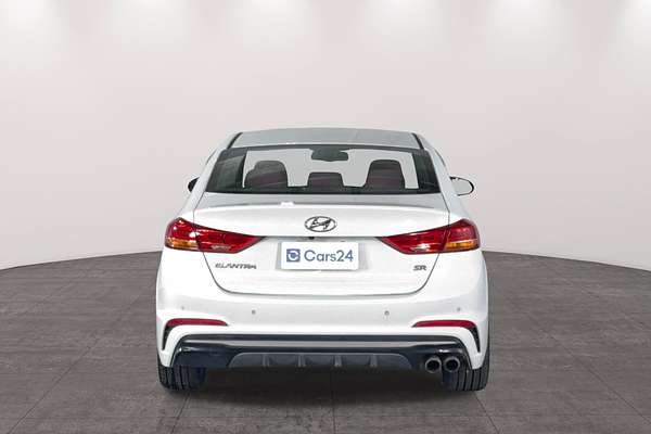 2017 Hyundai Elantra SR Turbo AD