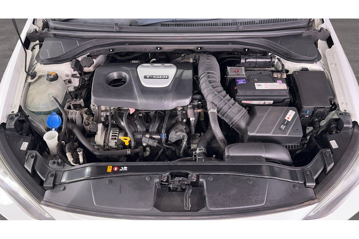 2017 Hyundai Elantra SR Turbo AD