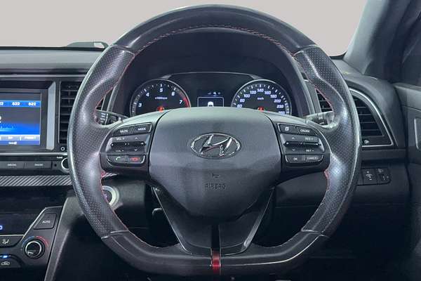 2017 Hyundai Elantra SR Turbo AD