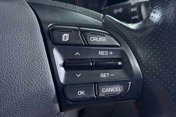 2017 Hyundai Elantra SR Turbo AD