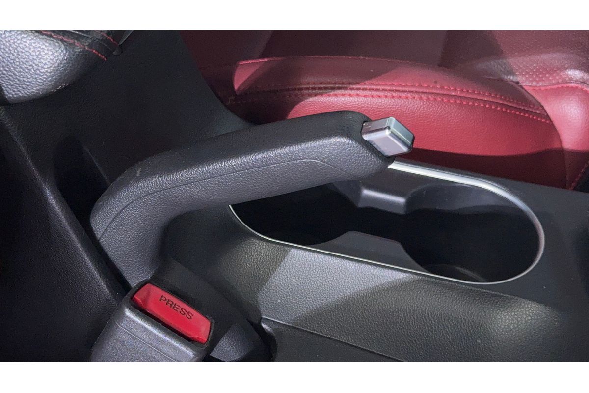 2017 Hyundai Elantra SR Turbo AD