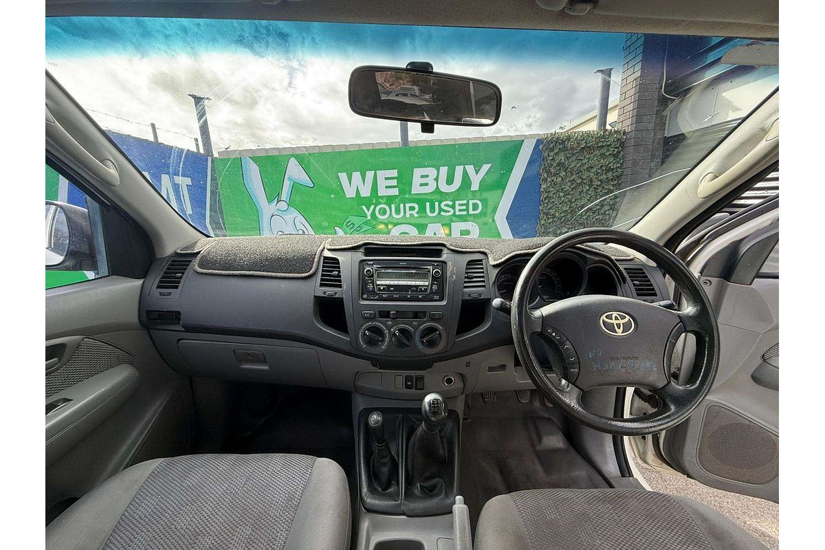 2010 Toyota Hilux SR KUN26R 4X4