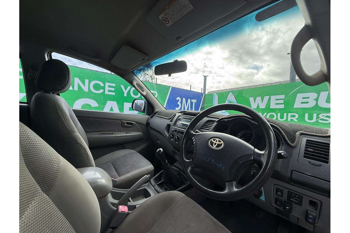2010 Toyota Hilux SR KUN26R 4X4