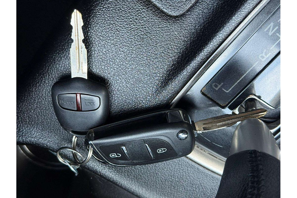 2015 Mitsubishi Outlander LS ZK