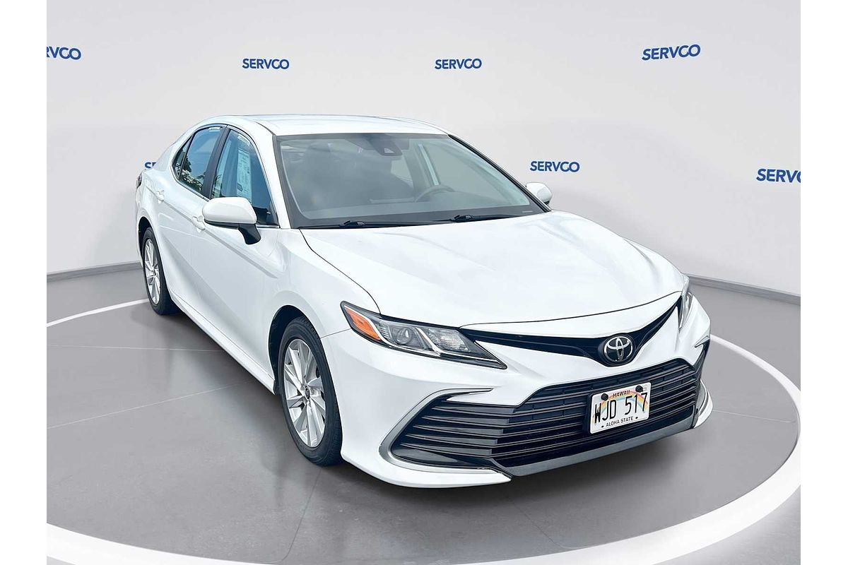 2022 Toyota Camry LE