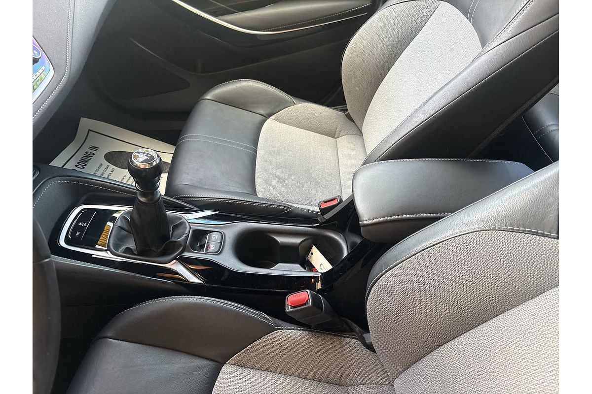 2020 Toyota Corolla XSE