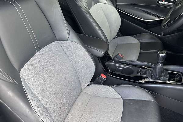 2020 Toyota Corolla XSE
