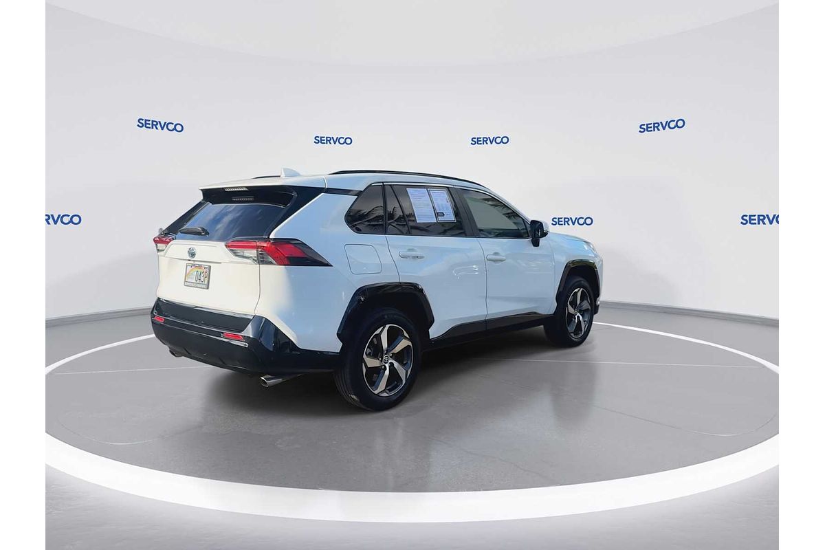 2021 Toyota RAV4 SE