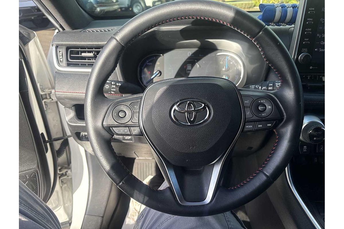 2021 Toyota RAV4 SE