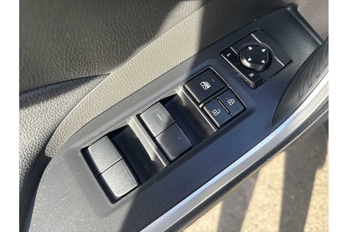2021 Toyota RAV4 SE